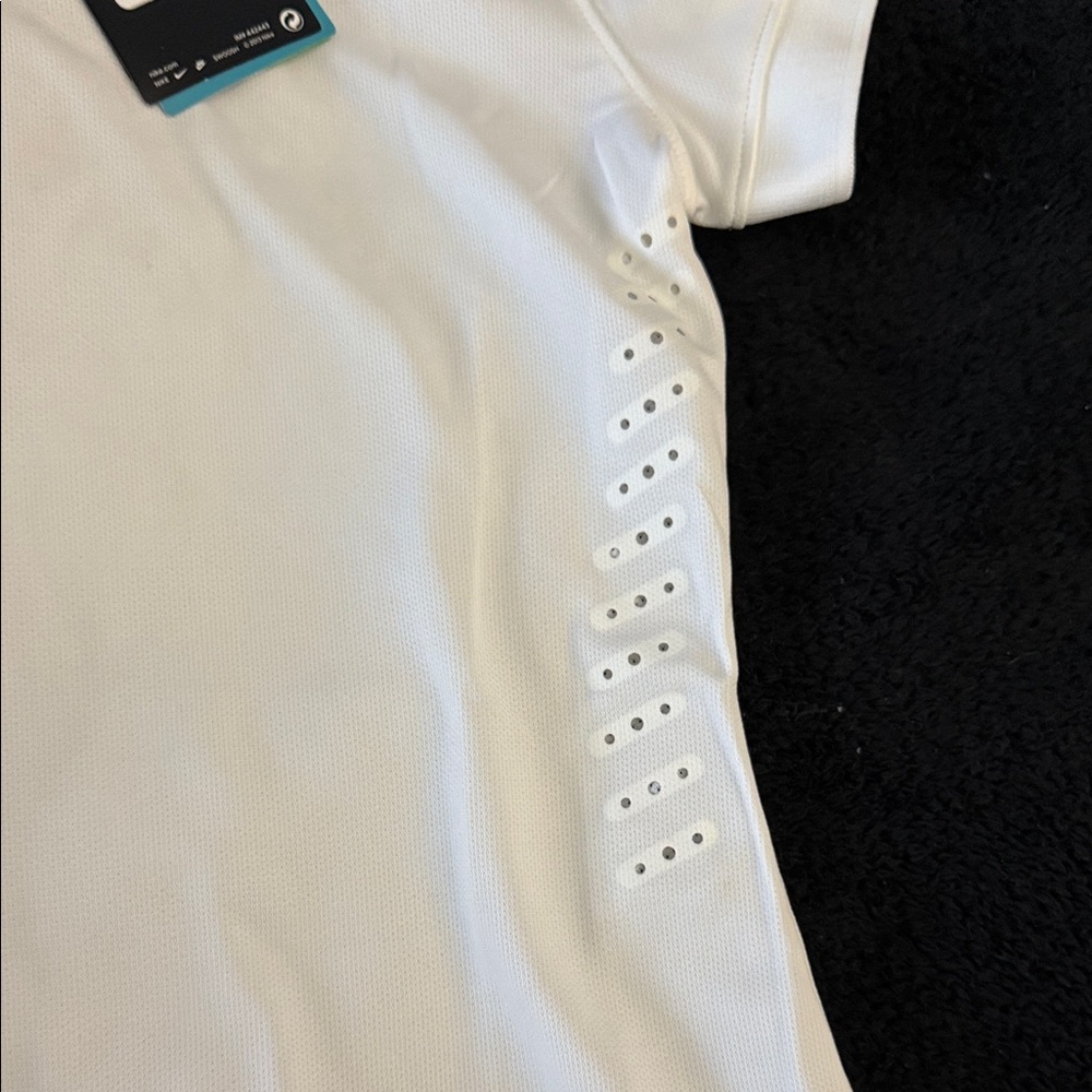 NWT Nike Women's White Dri-FIT Golf Polo Shirt Size Small - Picture 3 of 7
